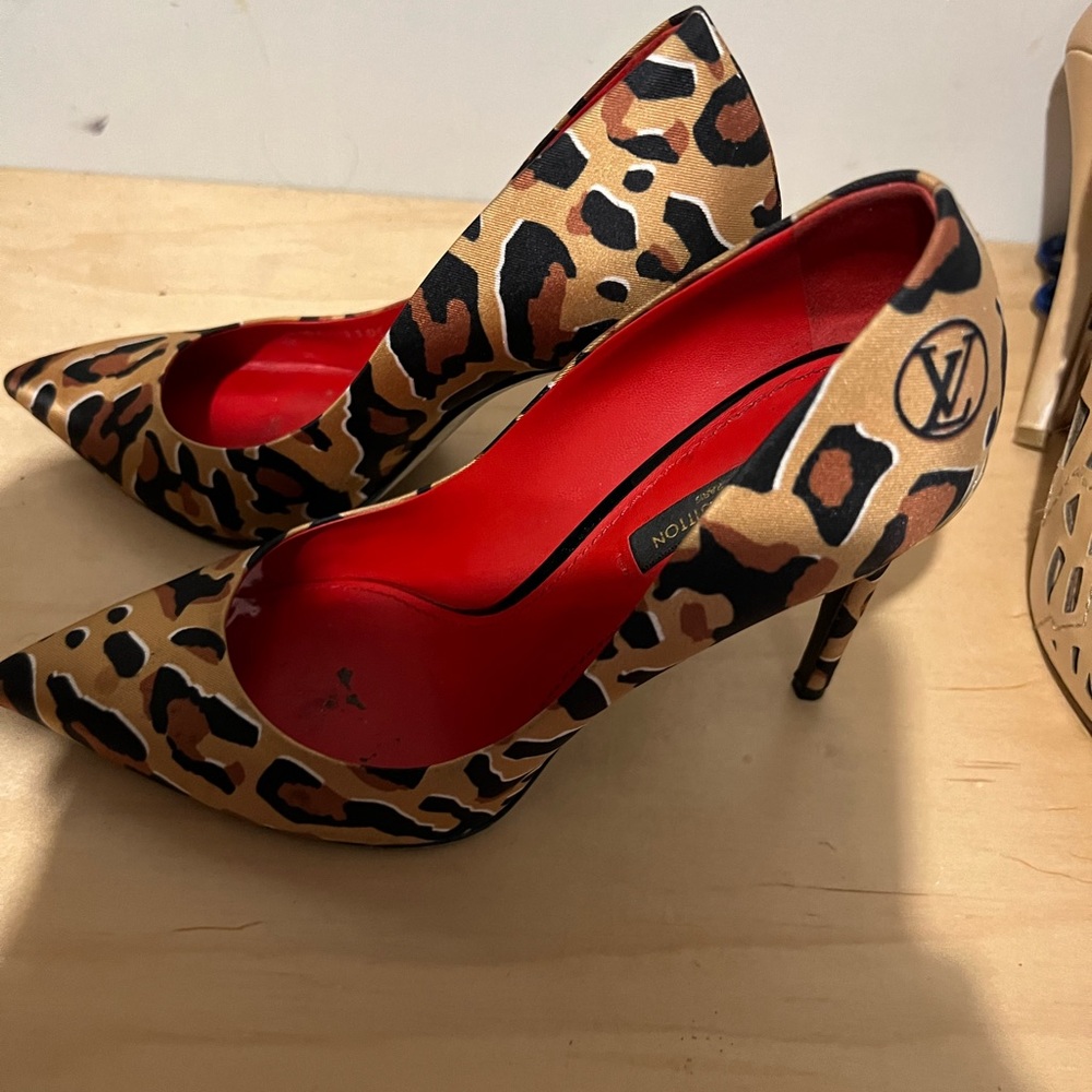 Louis Vuitton leopard heels